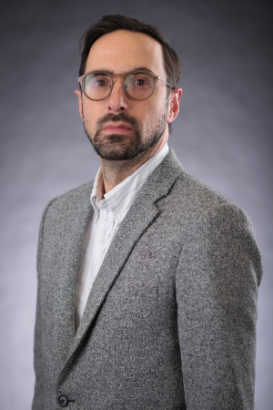 Headshot of Jonathan Fardy