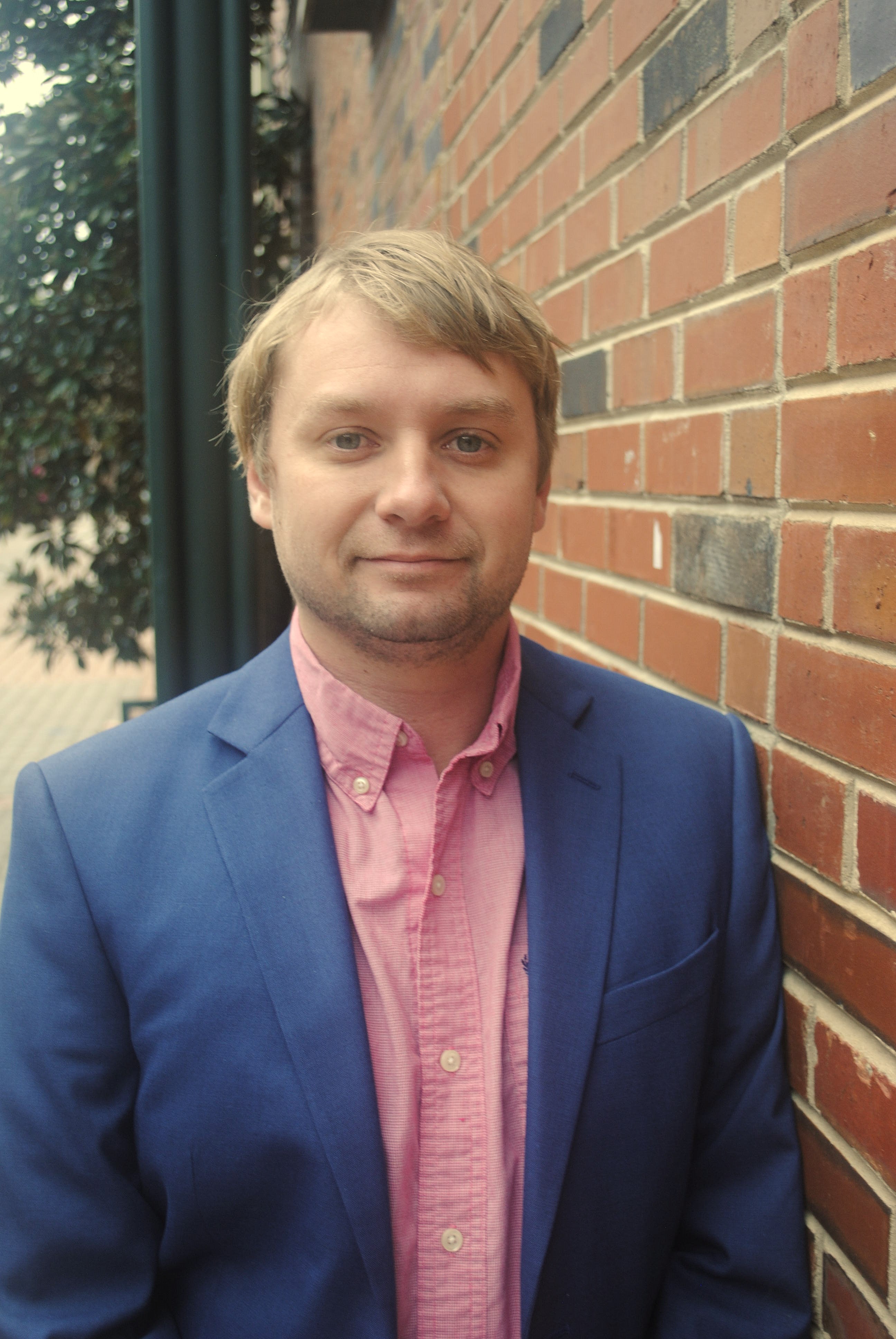 Headshot of Thomas Rogers