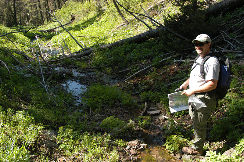 06-23-04 Tony Lamansky conducting a stream survey; Rattle Snake Creek, near Spencer, Idaho