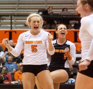 Volleyball team victory