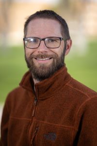 Photograph of Leif Tapanila