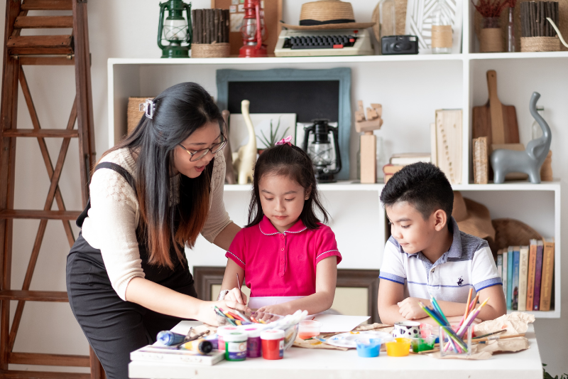 5 Dynamic Art Courses for Creative Educators