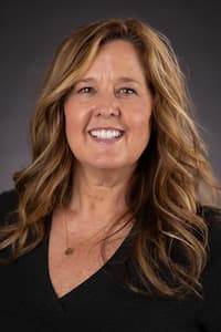 Carol Hicks headshot