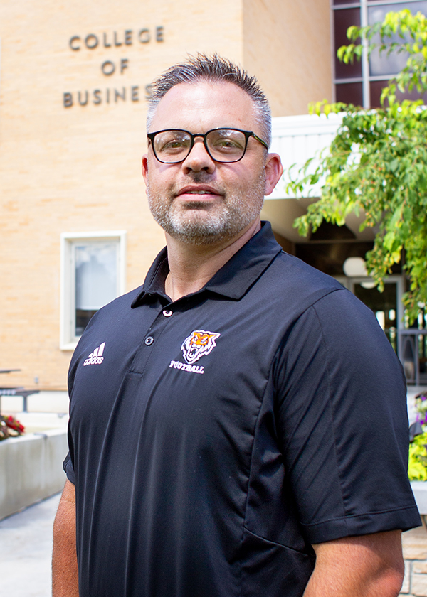 Picture of Josh Thompson