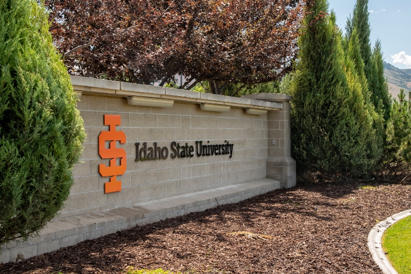 ISU sign on brick wall