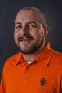 Russell Osborn Headshot